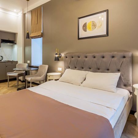 Apartments On Antonovycha เคียฟ ภายนอก รูปภาพ