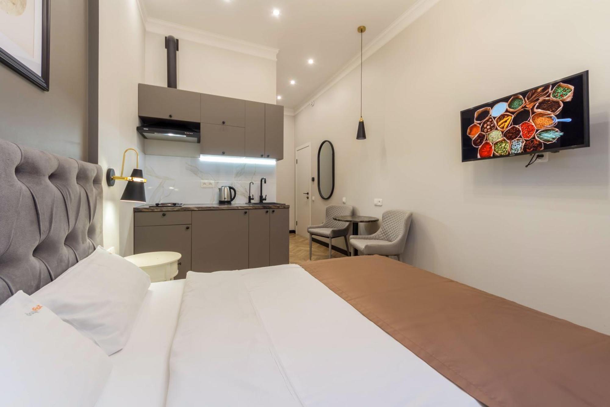 Apartments On Antonovycha เคียฟ ภายนอก รูปภาพ